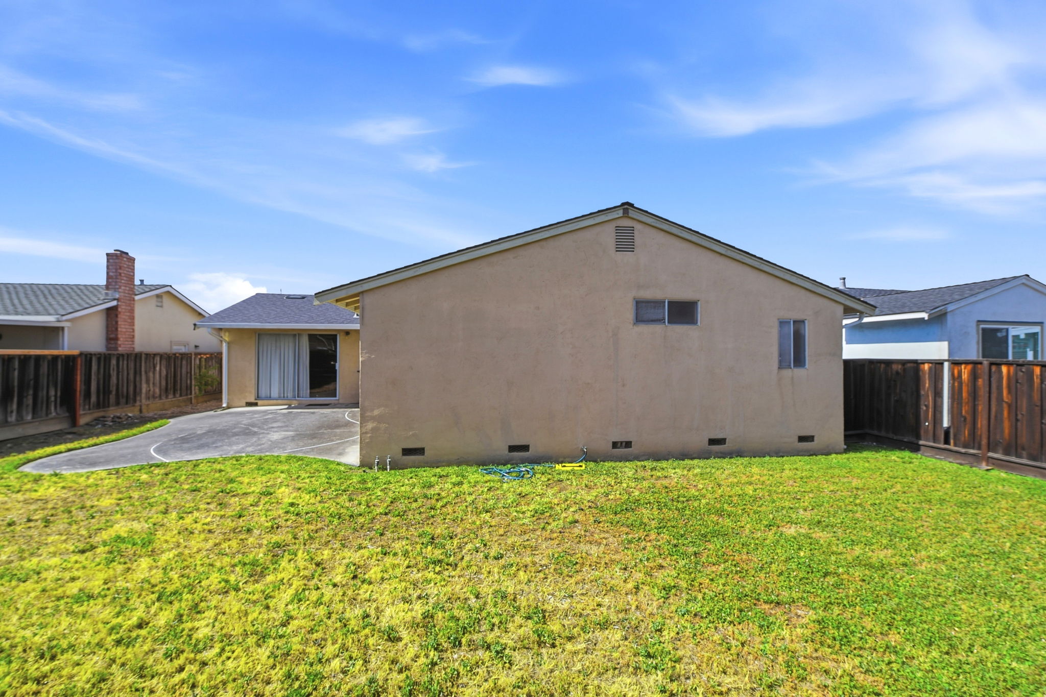 041_F8_516 Tuscarora Dr