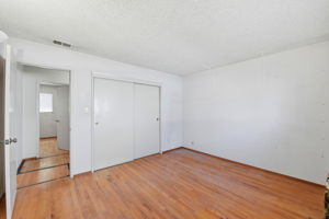 025_F8_516 Tuscarora Dr