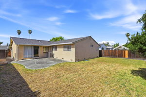 042_F8_516 Tuscarora Dr