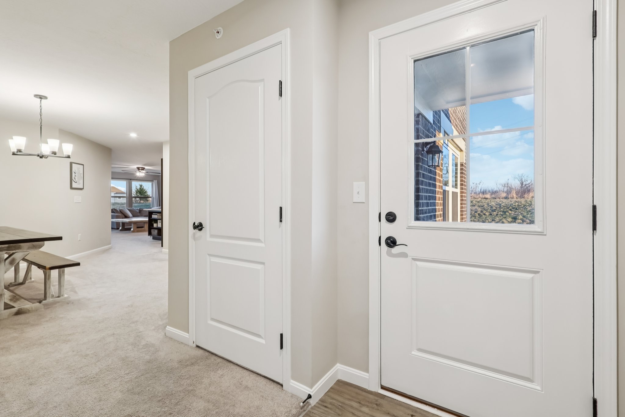 Hazeltine Ln-S1301-014.jpg