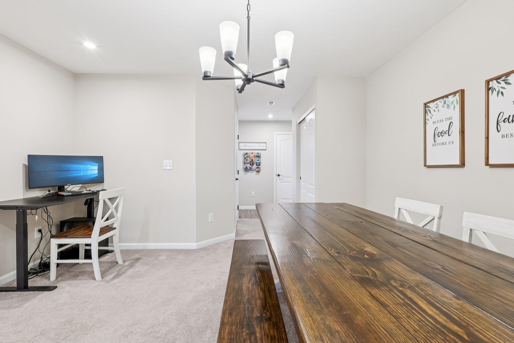 Hazeltine Ln-S1301-018.jpg