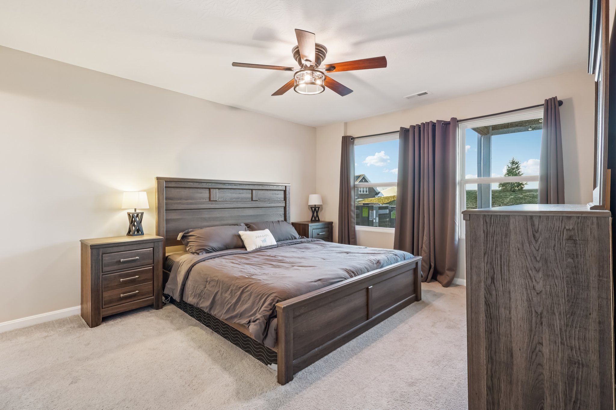 Hazeltine Ln-S1301-022.jpg