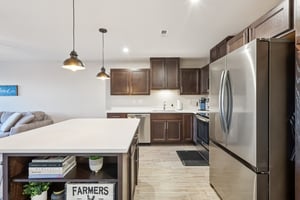 Hazeltine Ln-S1301-011.jpg