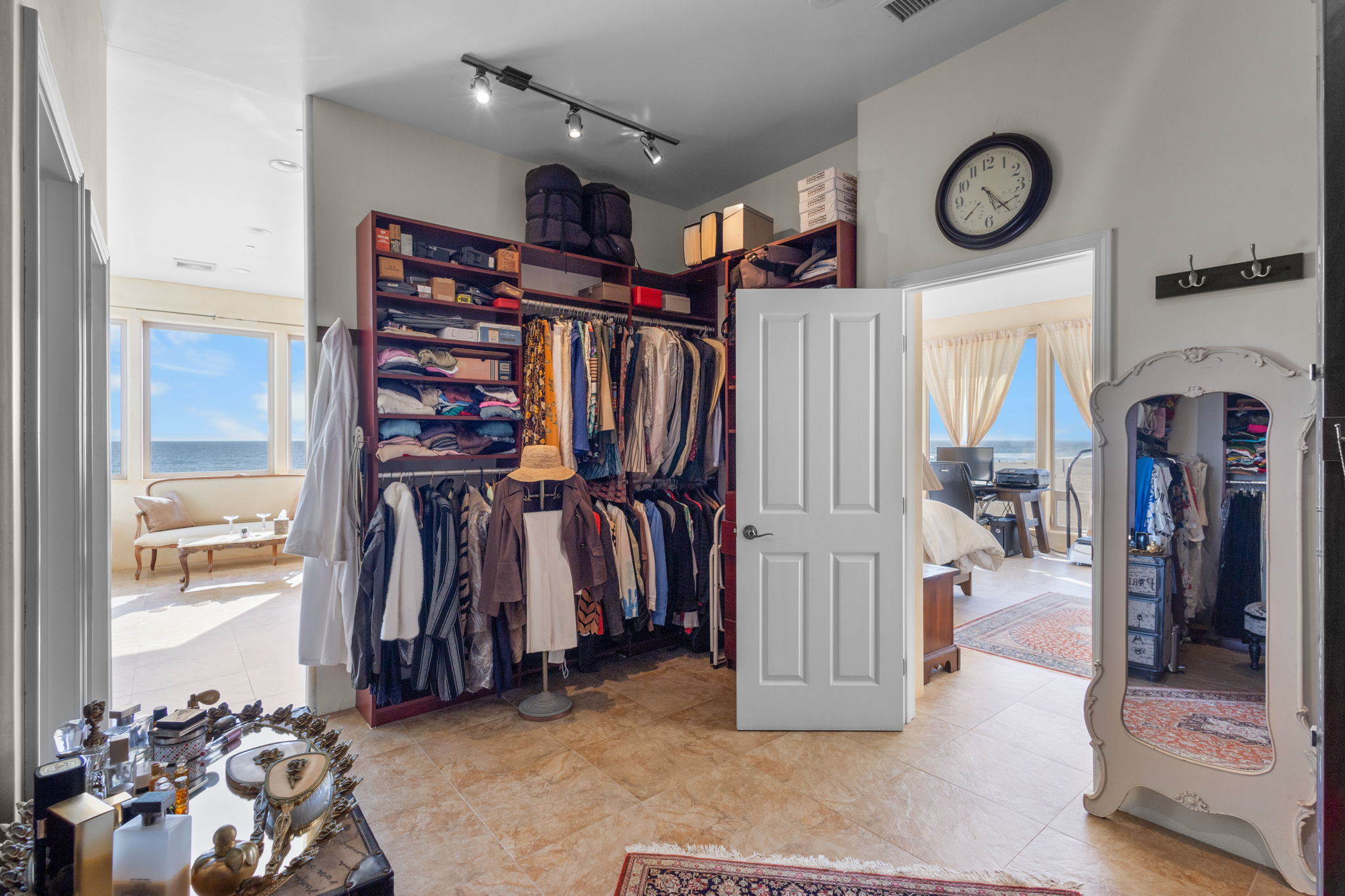  Photo 68