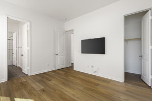  Photo 37