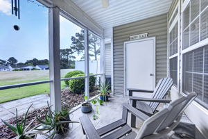 Screened-in Porch
