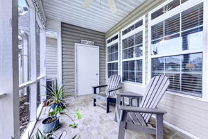 Screened-in Porch