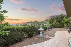 Patio with Fountain