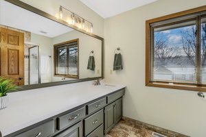 5168 W 145th St, Savage, MN 55378, US Photo 35