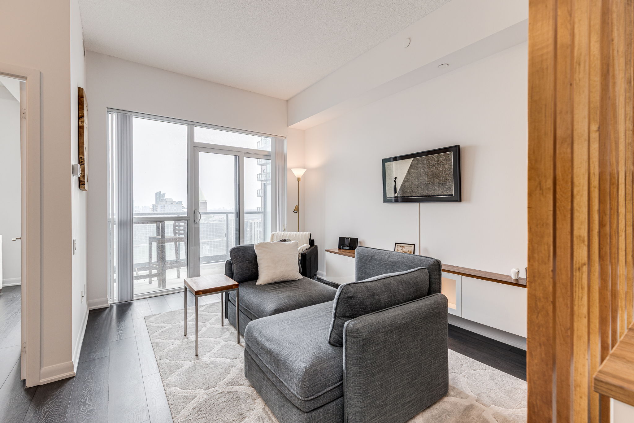 Toronto property showcase — delivered property photograph 8