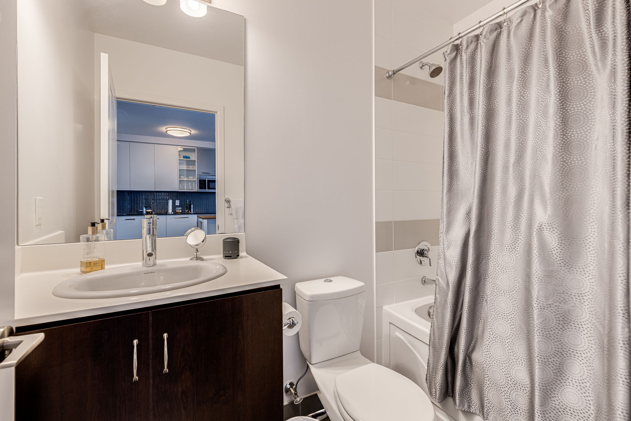 Toronto property showcase — delivered property photograph 19