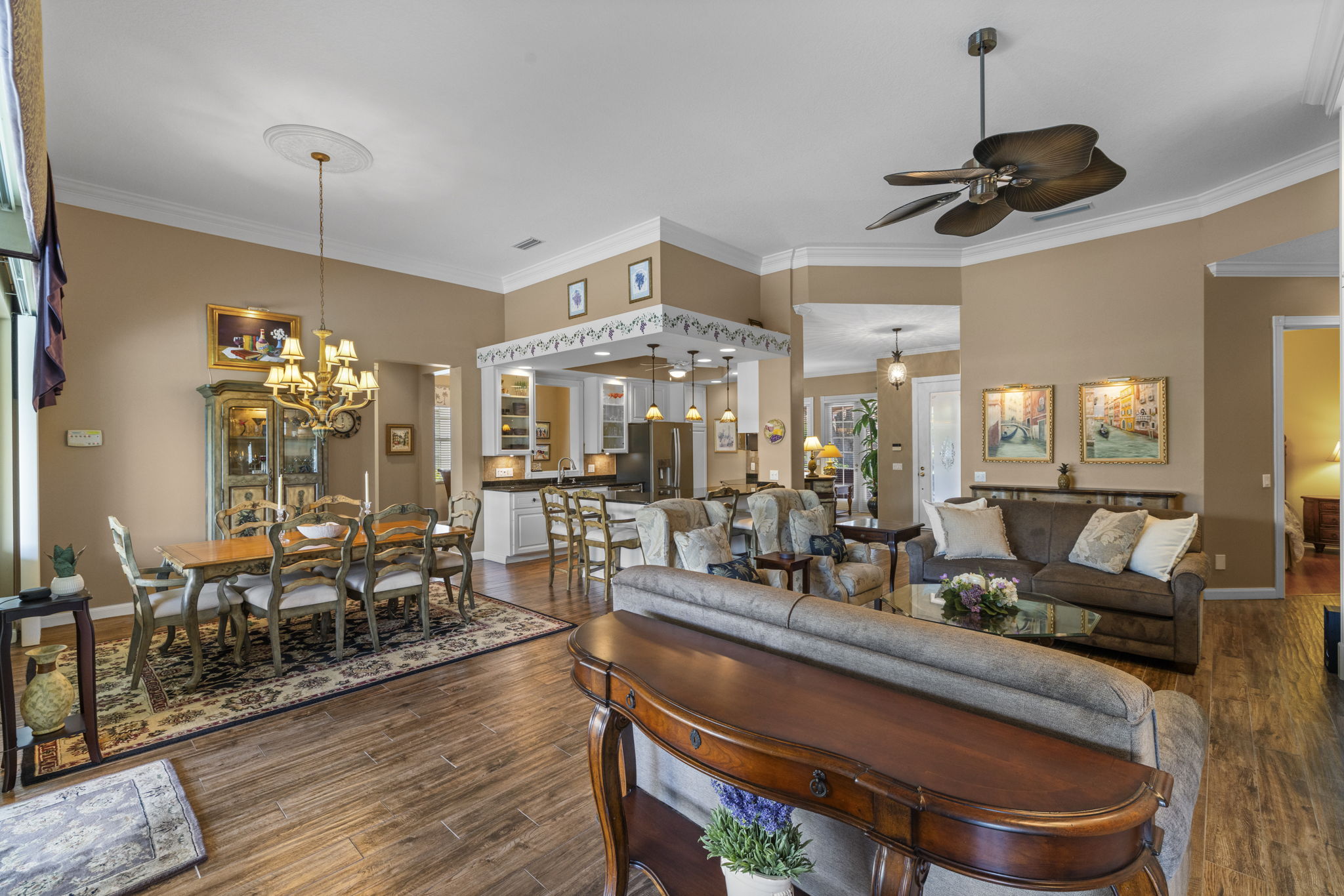Foyer/Dining/Living Room