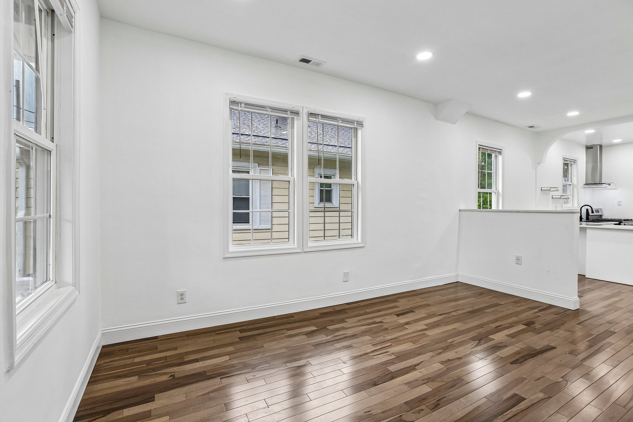 68th St-S0608-007.jpg