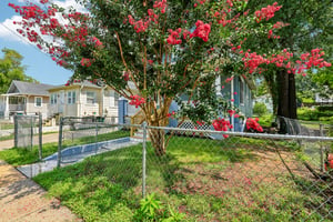 68th St-S0608-004.jpg