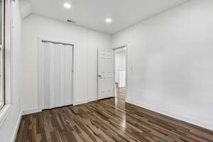 68th St-S0608-017.jpg
