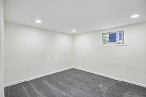 68th St-S0608-024.jpg
