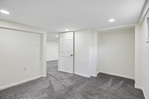 68th St-S0608-028.jpg