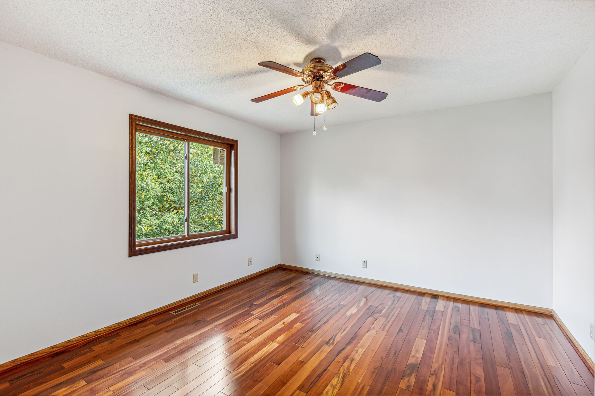 14_Interior