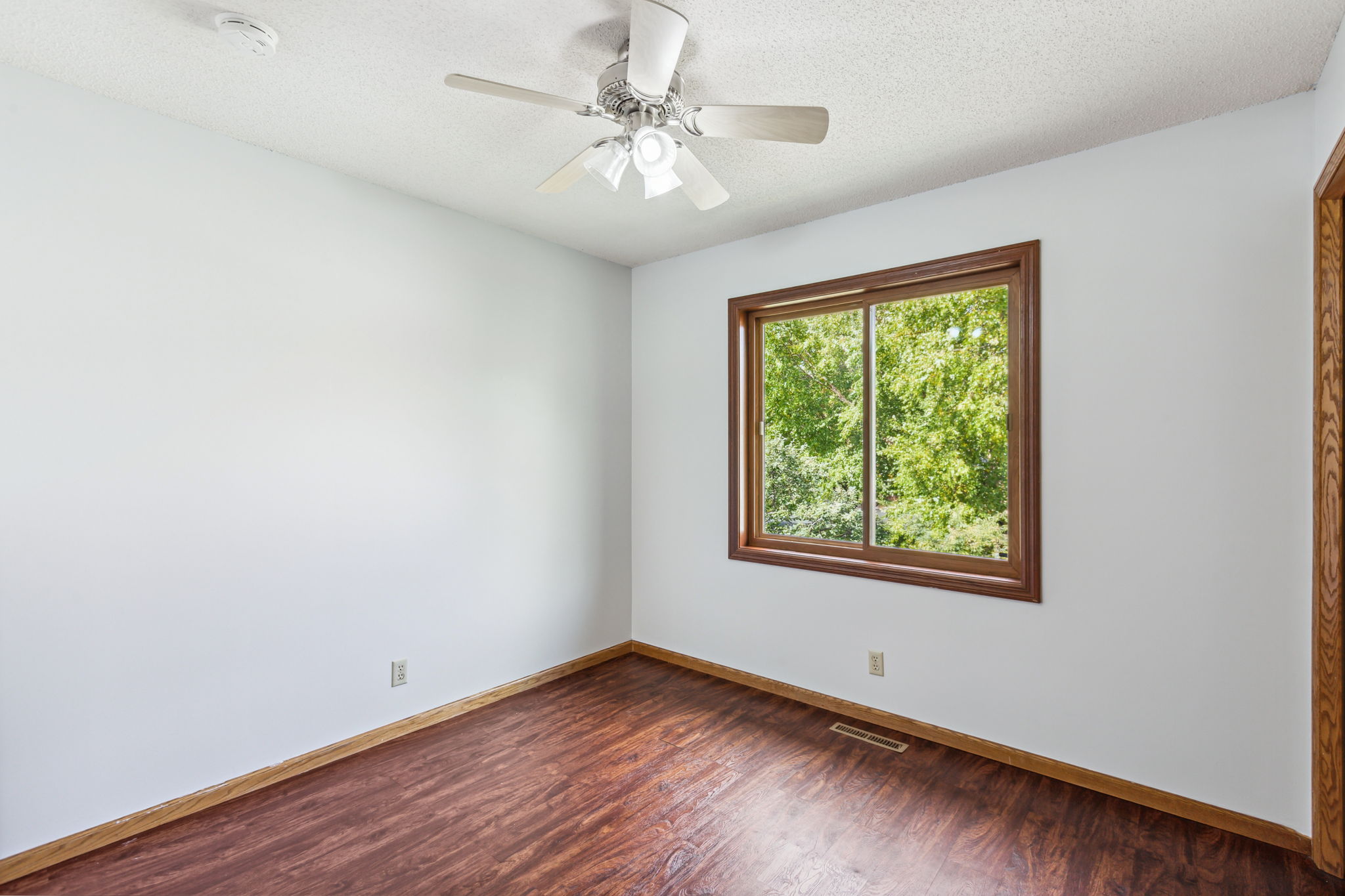 13_Interior