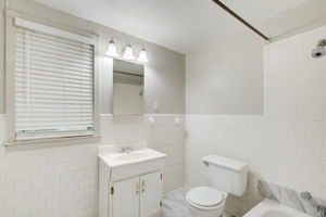 15 Main BR En Suite A