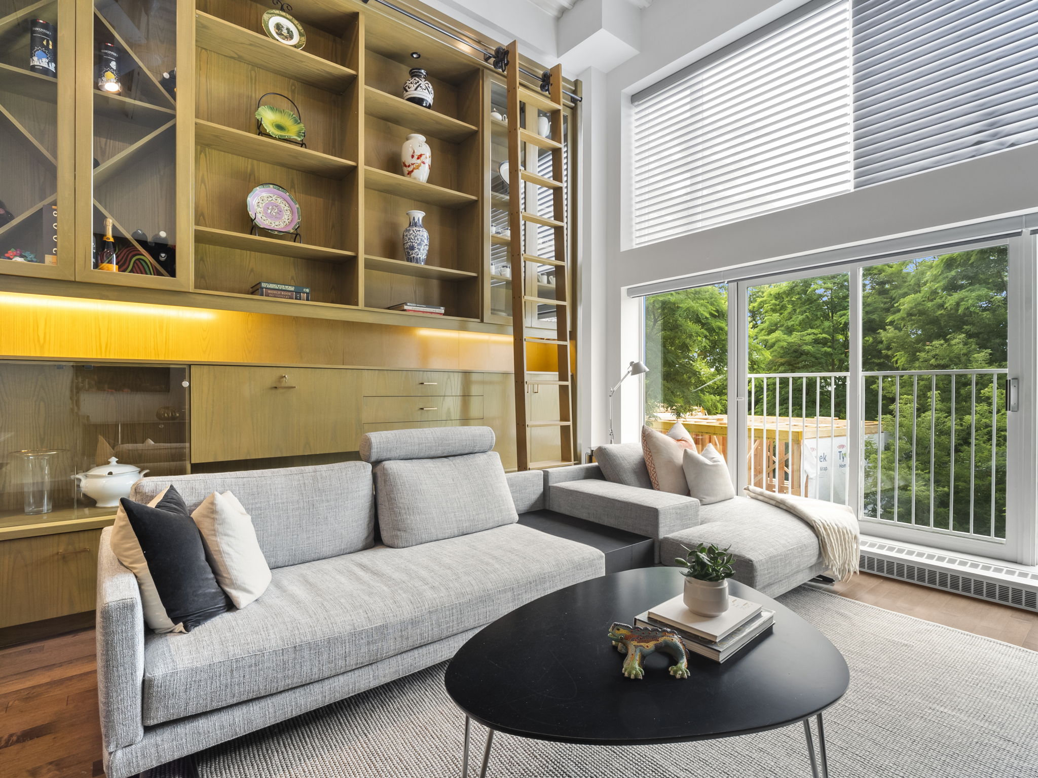 517 Kingston Rd Toronto, ON M4L 1V5