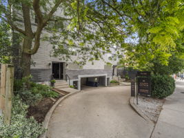 517 Kingston Rd, Toronto ON