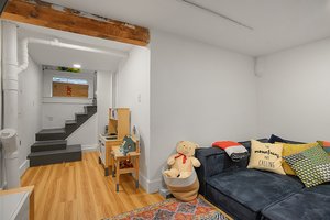  Photo 31