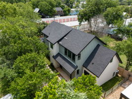 Photo 0