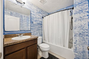  Photo 31