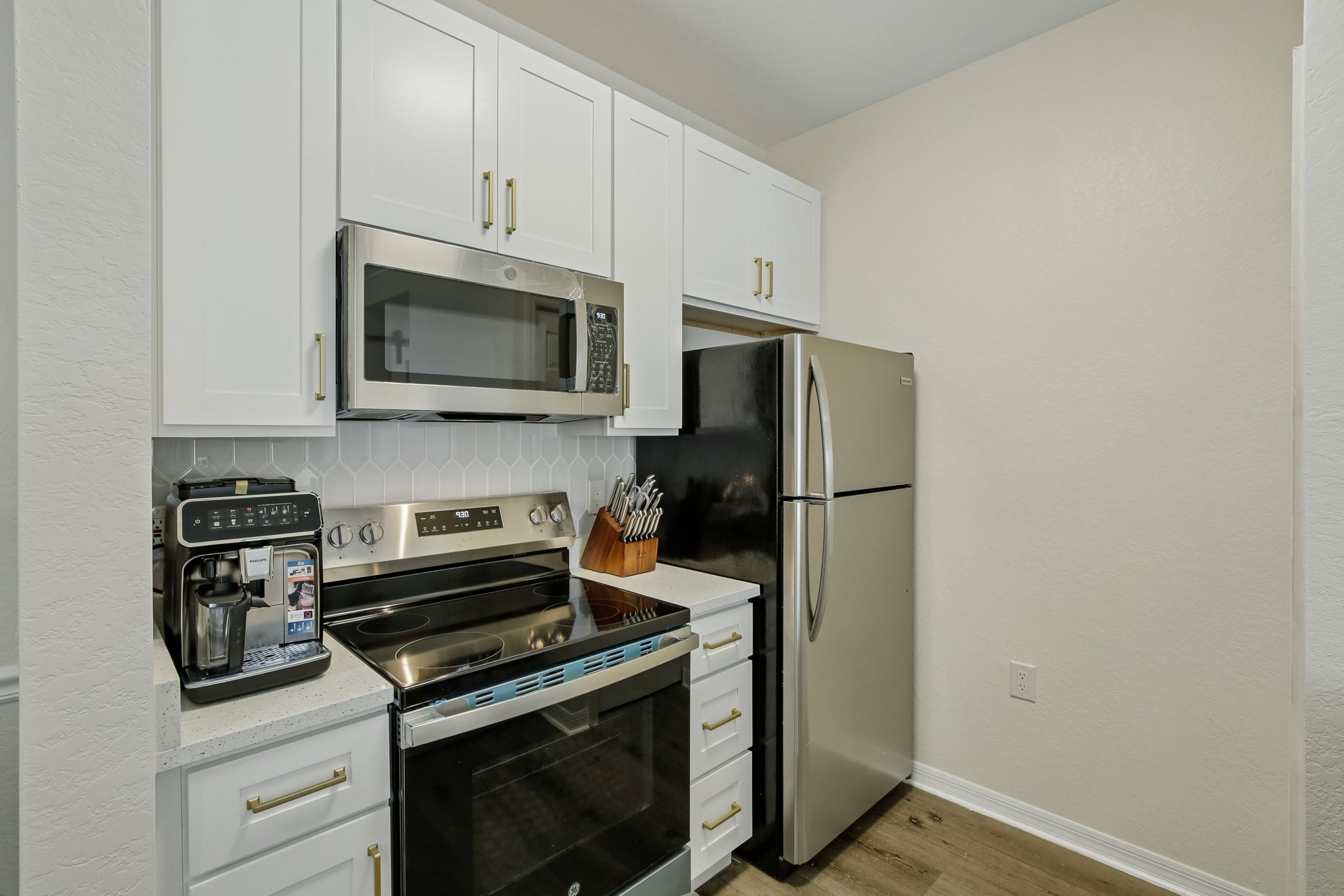 Northridge Rd 104-S2407-014.jpg