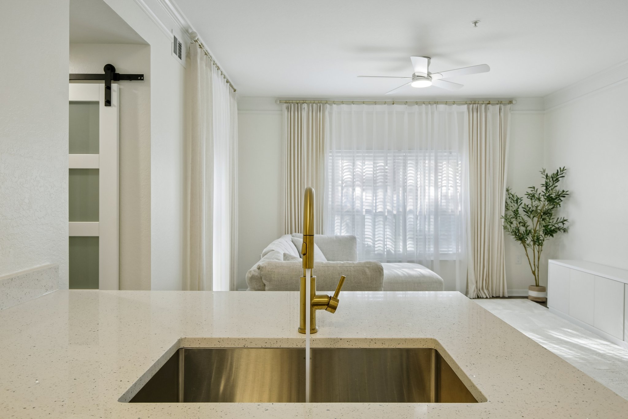 Northridge Rd 104-S2407-018.jpg