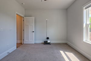  Photo 34