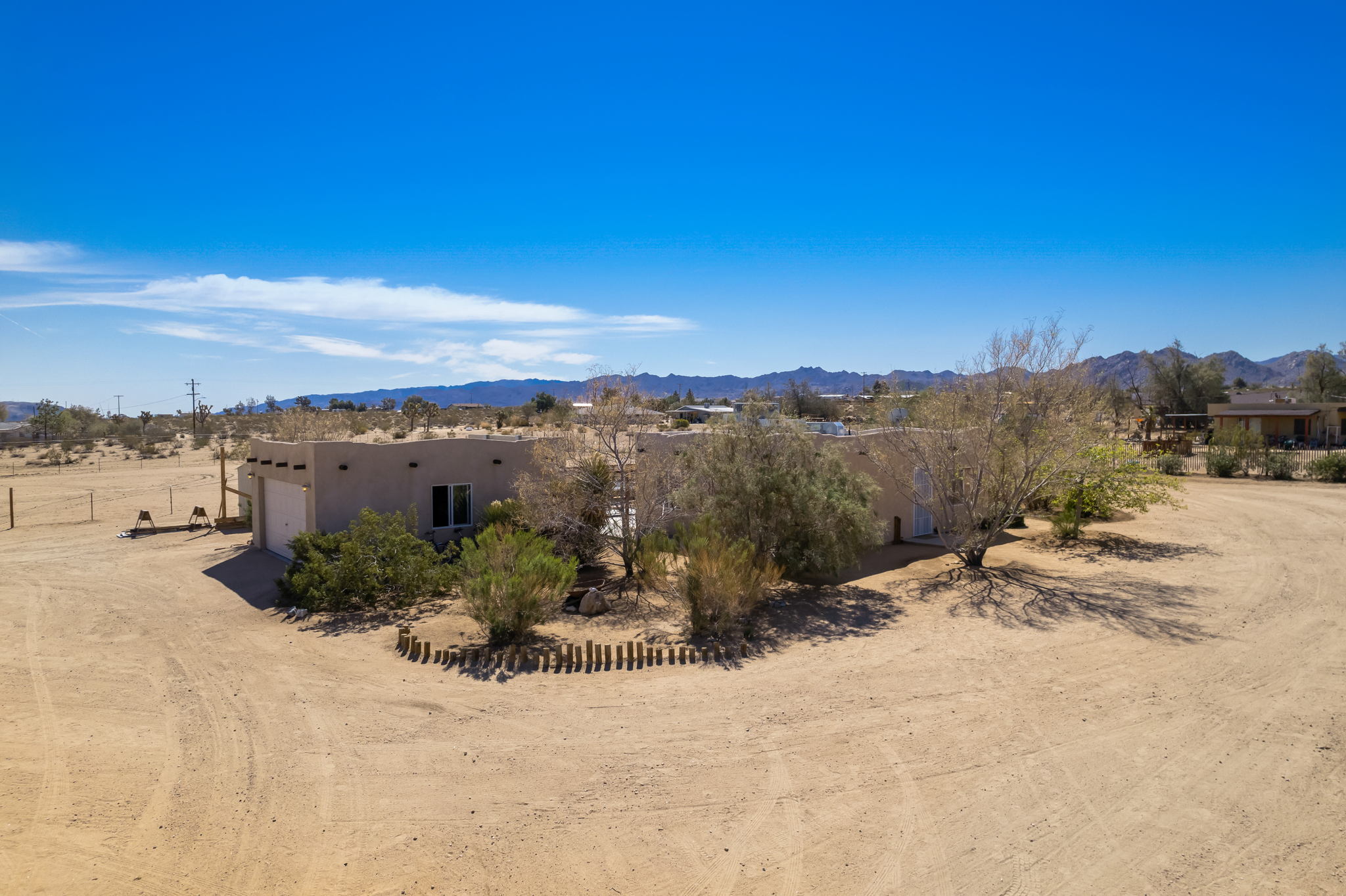 5175 Shadow Mountain Ave, Joshua Tree, CA 92252, USA Photo 3