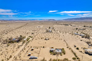 5175 Shadow Mountain Ave, Joshua Tree, CA 92252, USA Photo 16