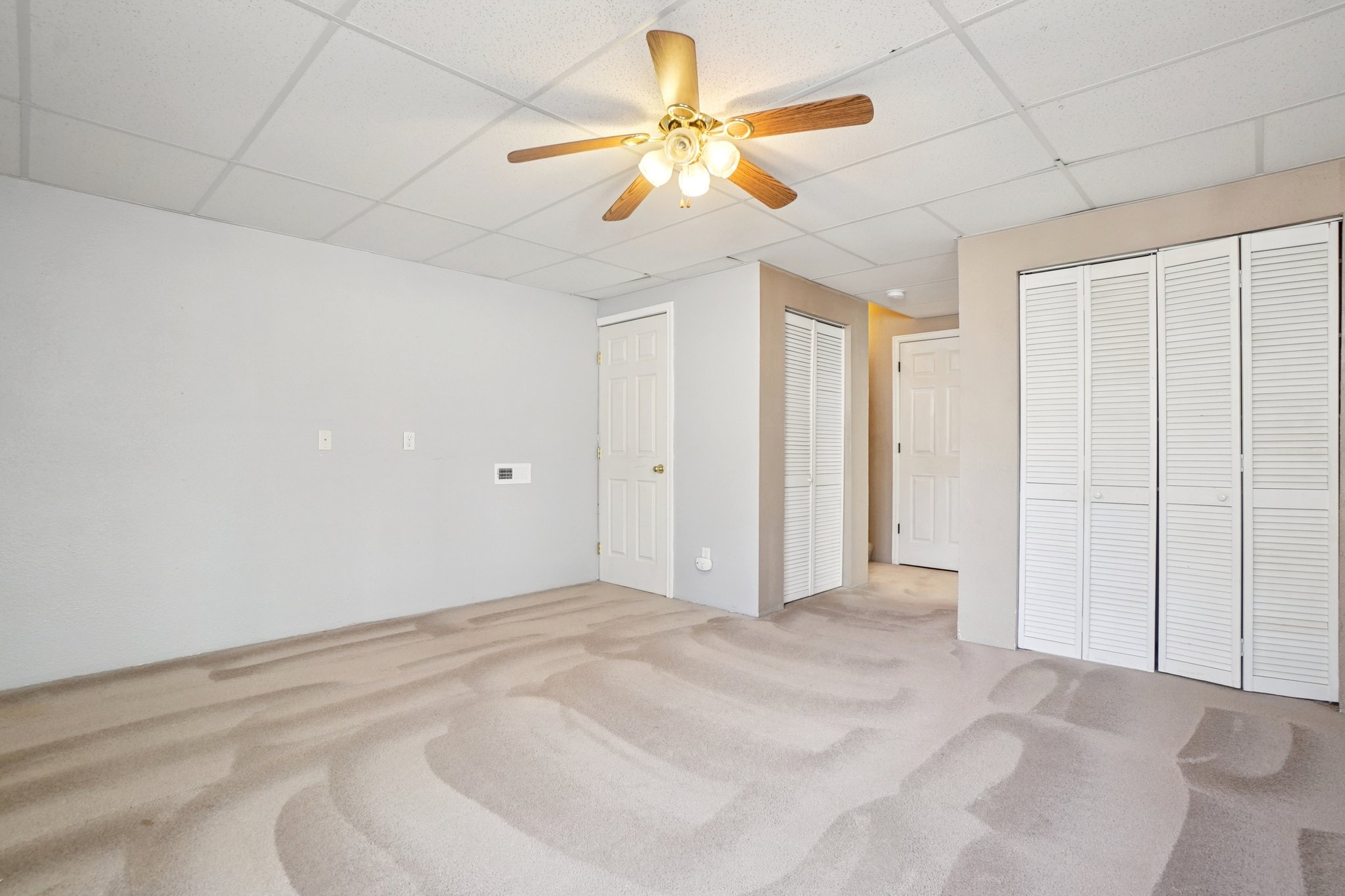 Paloma St-S1303-024.jpg