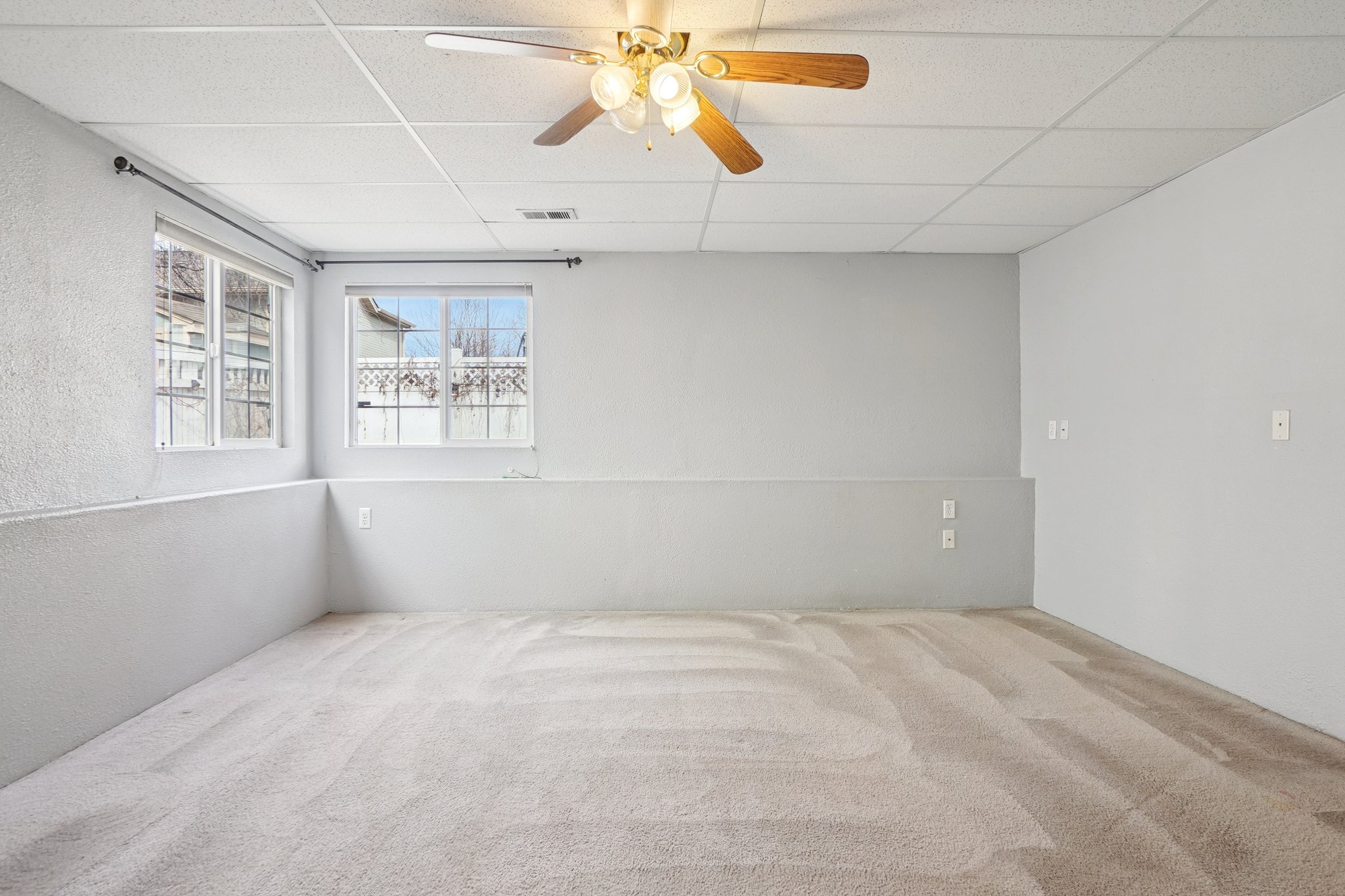 Paloma St-S1303-026.jpg