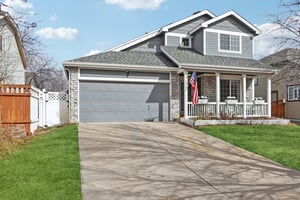 Paloma St-S1303-055r.jpg