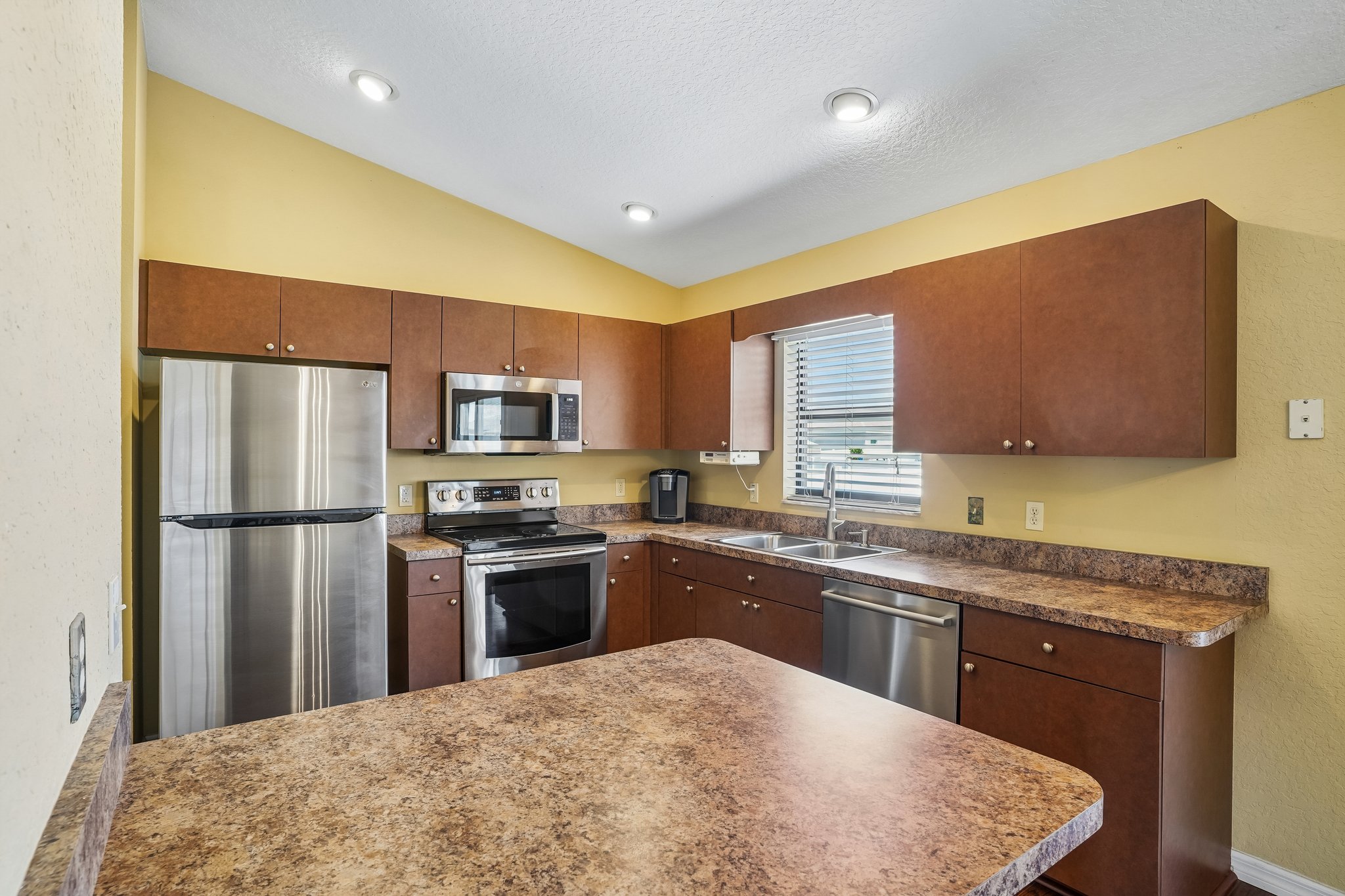 SE 92nd St-S0307-014.jpg