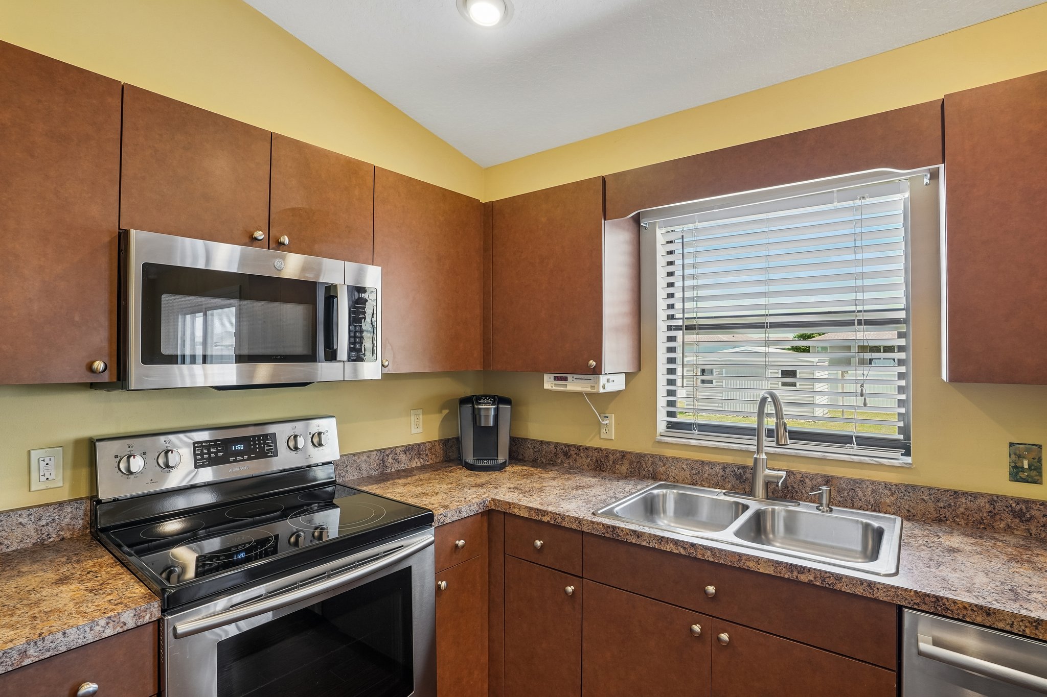 SE 92nd St-S0307-016.jpg