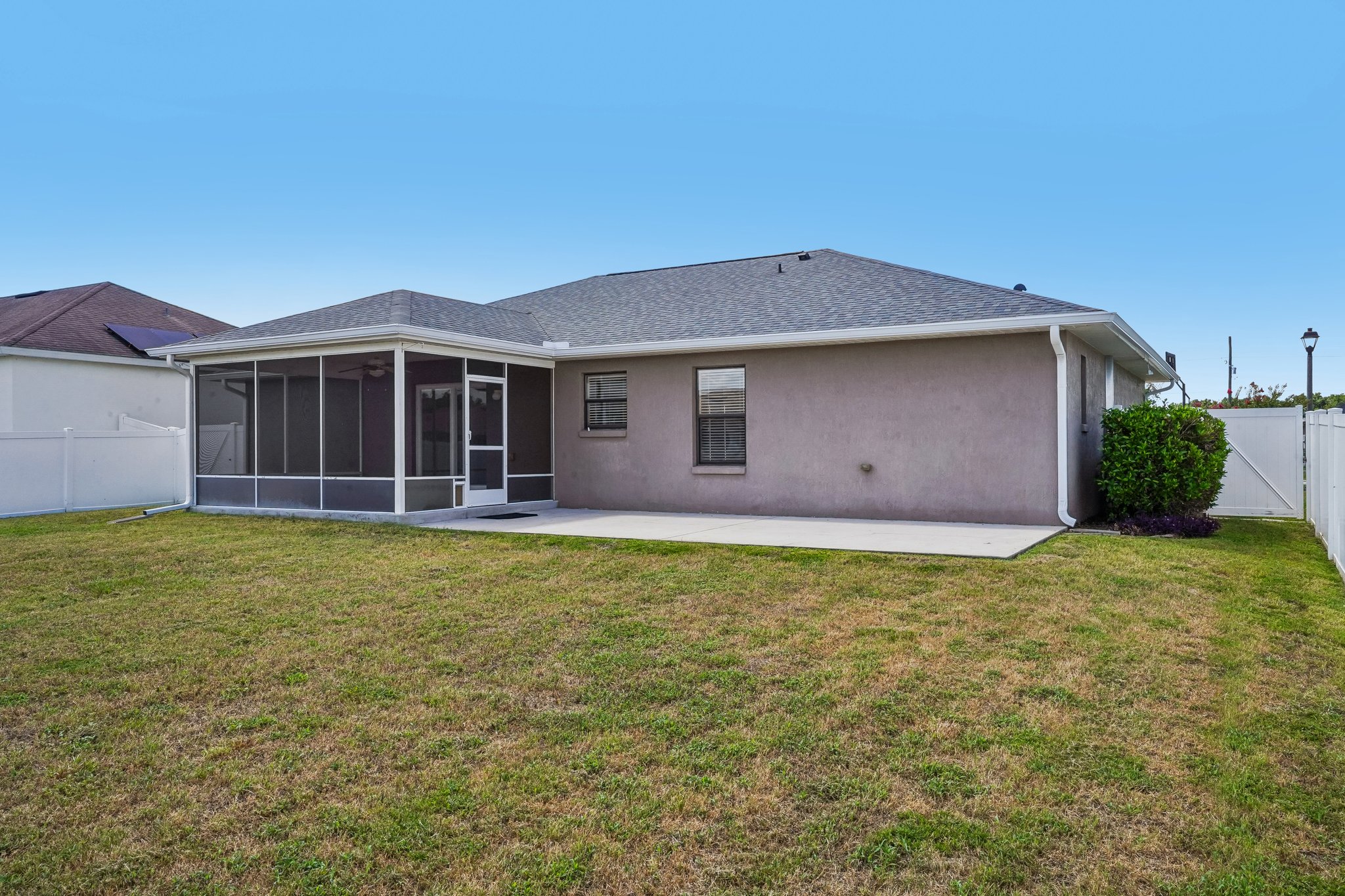 SE 92nd St-S0307-037.jpg