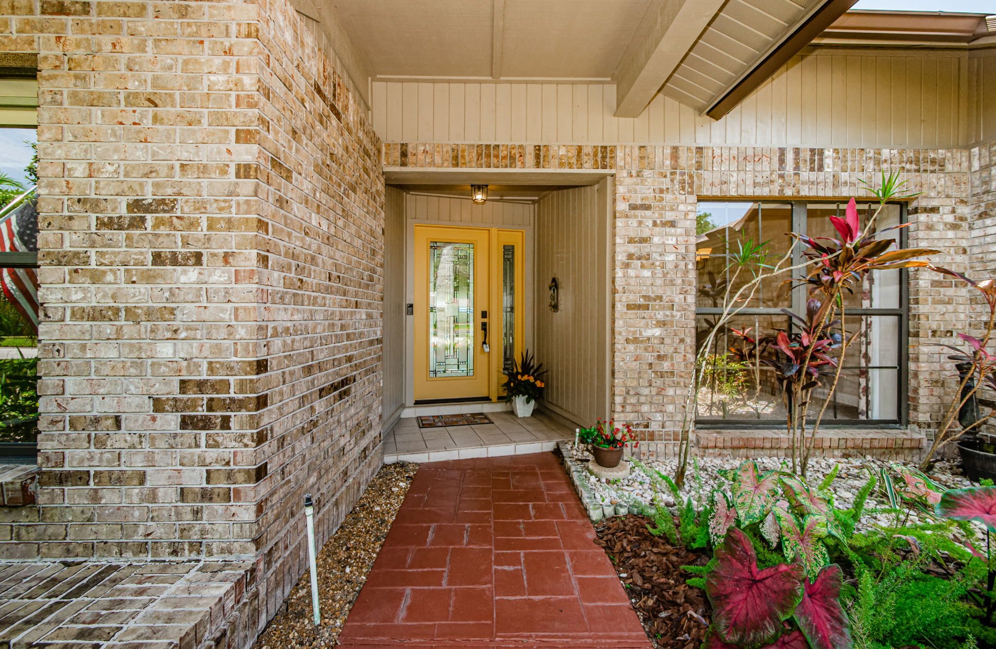 Front Exterior Entrance 1C