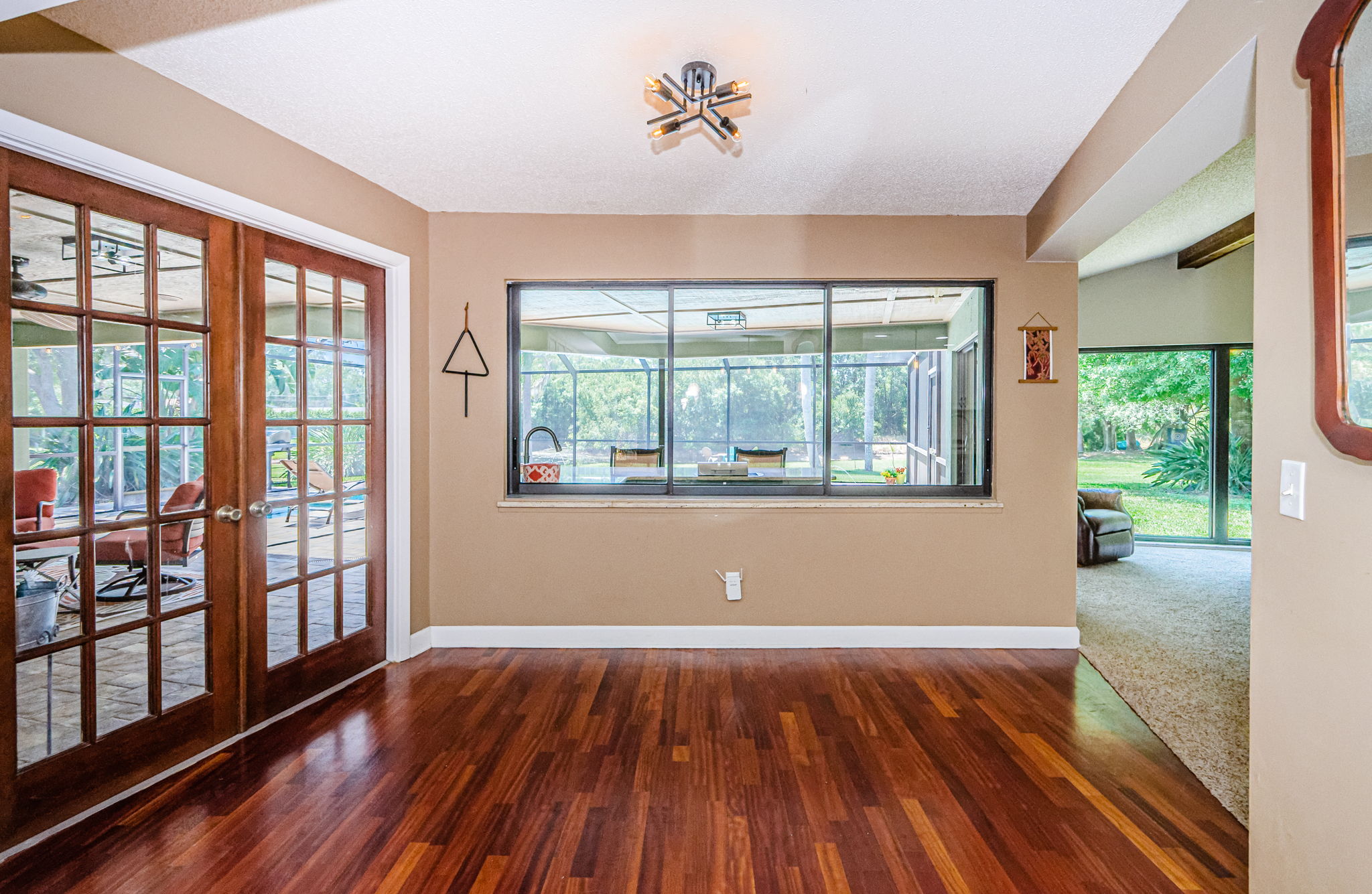 Kitchen Eat In Area 1A