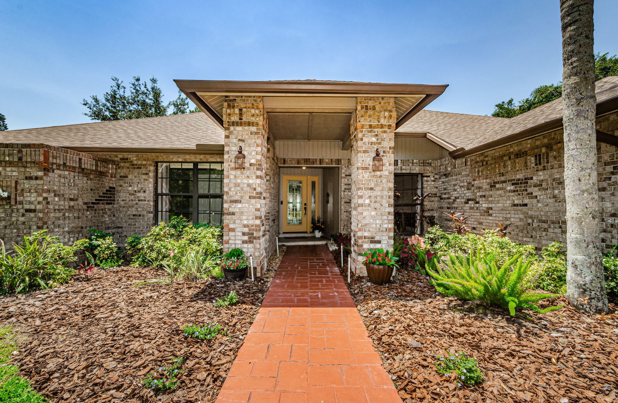 Front Exterior Entrance 1A