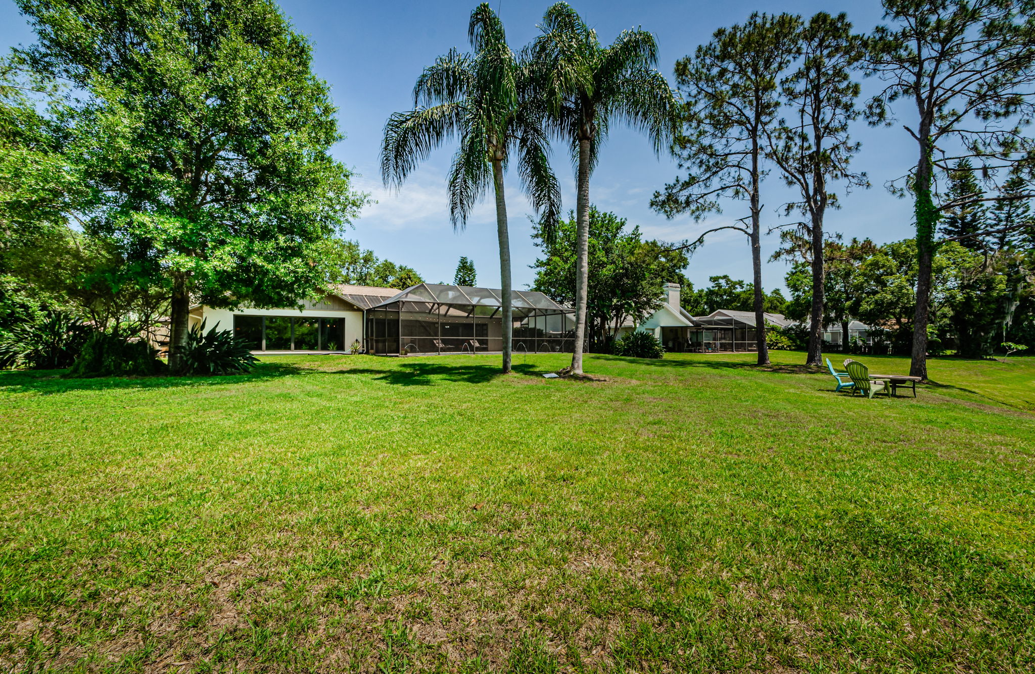 518 Crystal Grove Blvd, Lutz, FL 33548 | YourDigitalPro, Inc