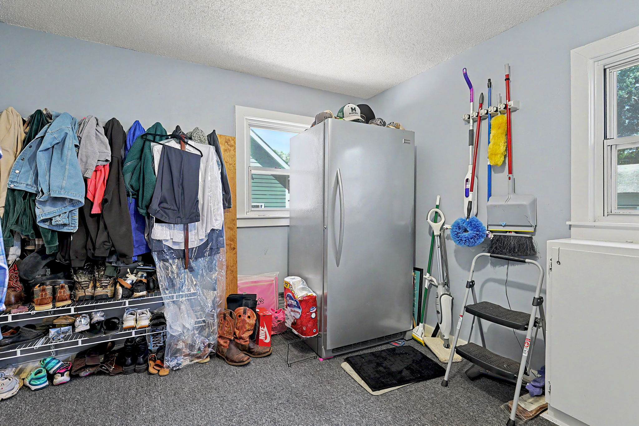  Photo 29