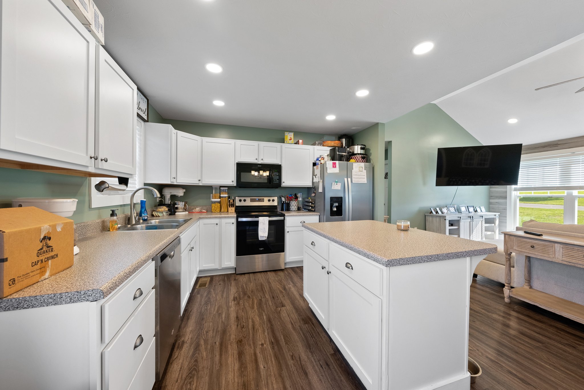 518 Glenview Dr, Horse Cave, KY 42749 Harris Visual Media, LLC