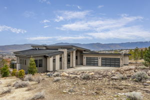  Photo 0