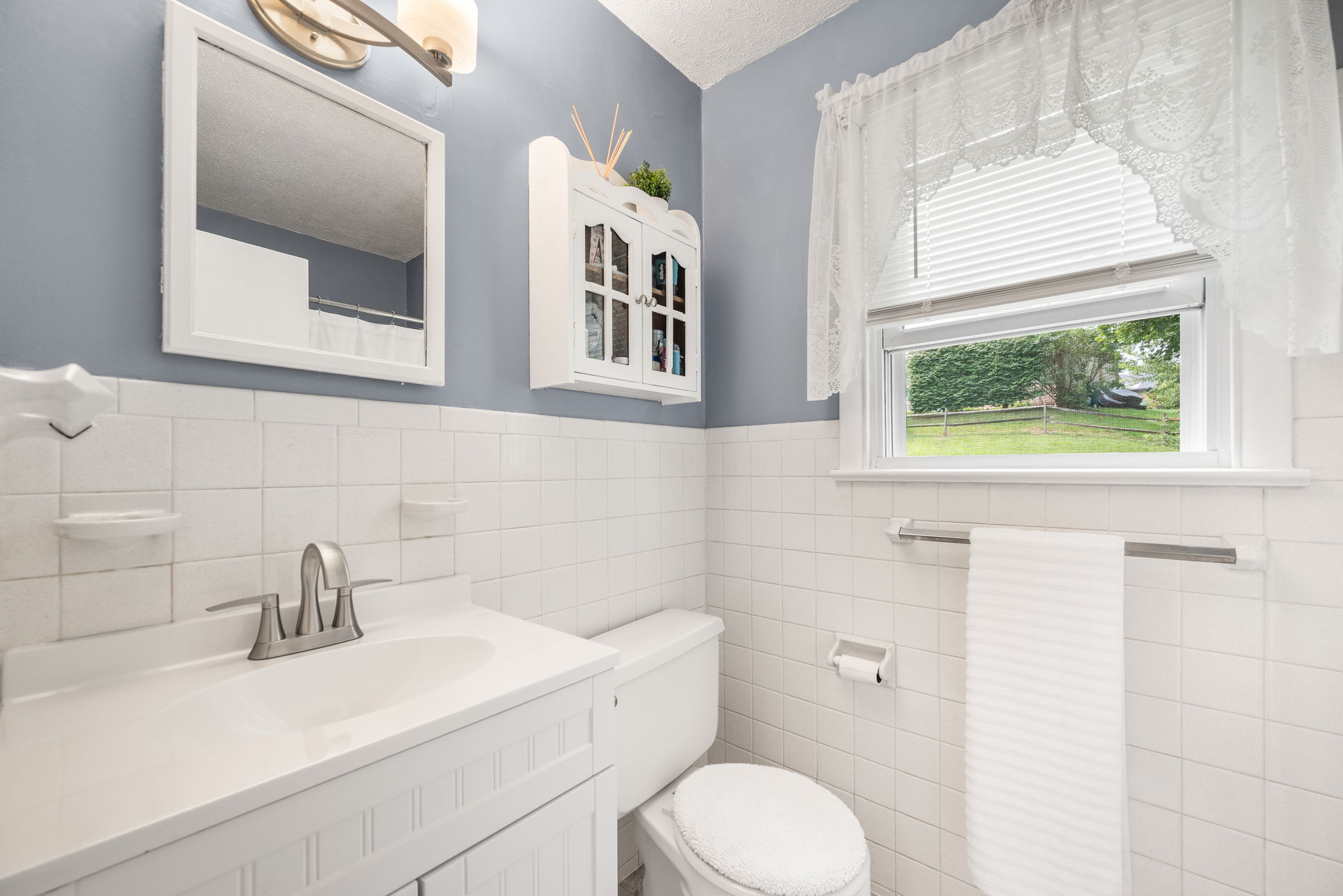 518 W Anderson Ave-54