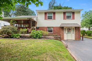 518 W Anderson Ave-34