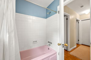 518 W Anderson Ave-56